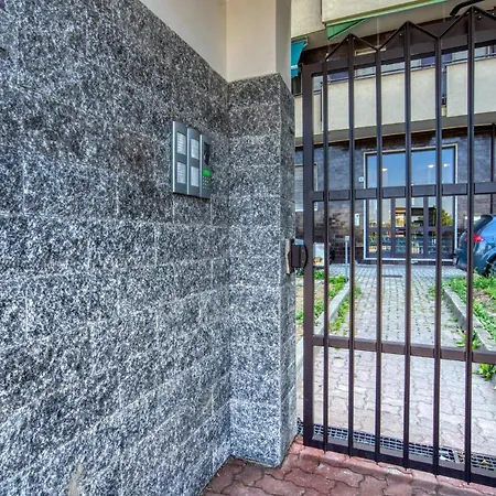 Apartament Guesthost - Luce Bilo X4 Vicino San Raffaele *