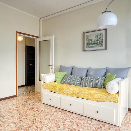 Apartament Guesthost - Luce Bilo X4 Vicino San Raffaele