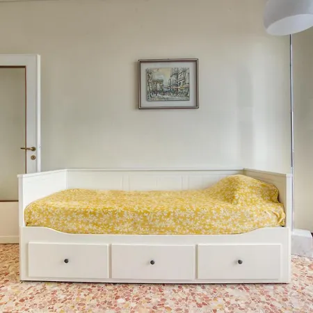 Guesthost - Luce Bilo X4 Vicino San Raffaele Apartment